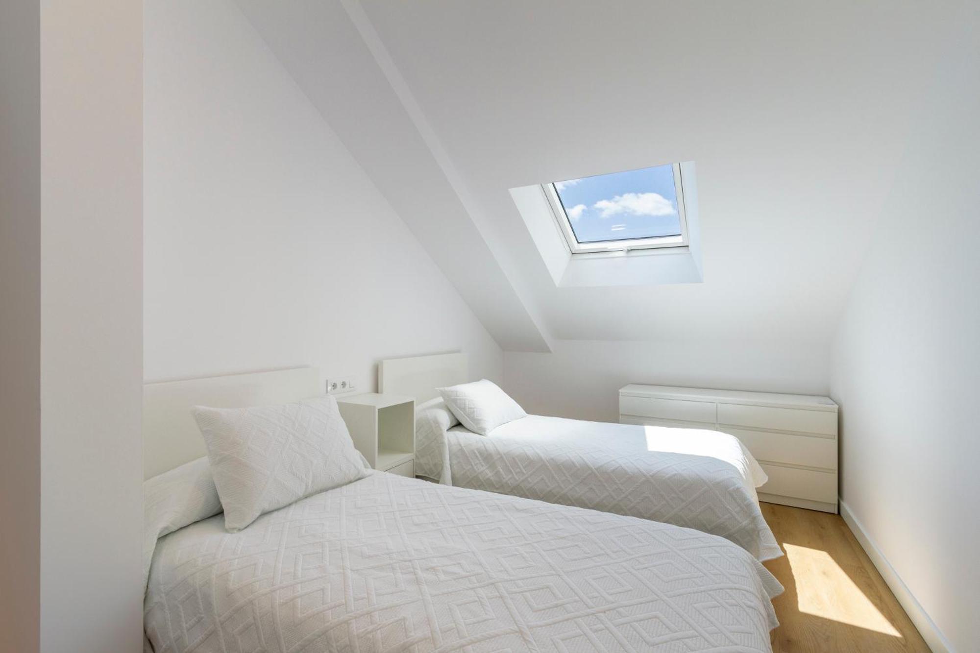 Urbanfive Apartamentos Ourense Centro Экстерьер фото