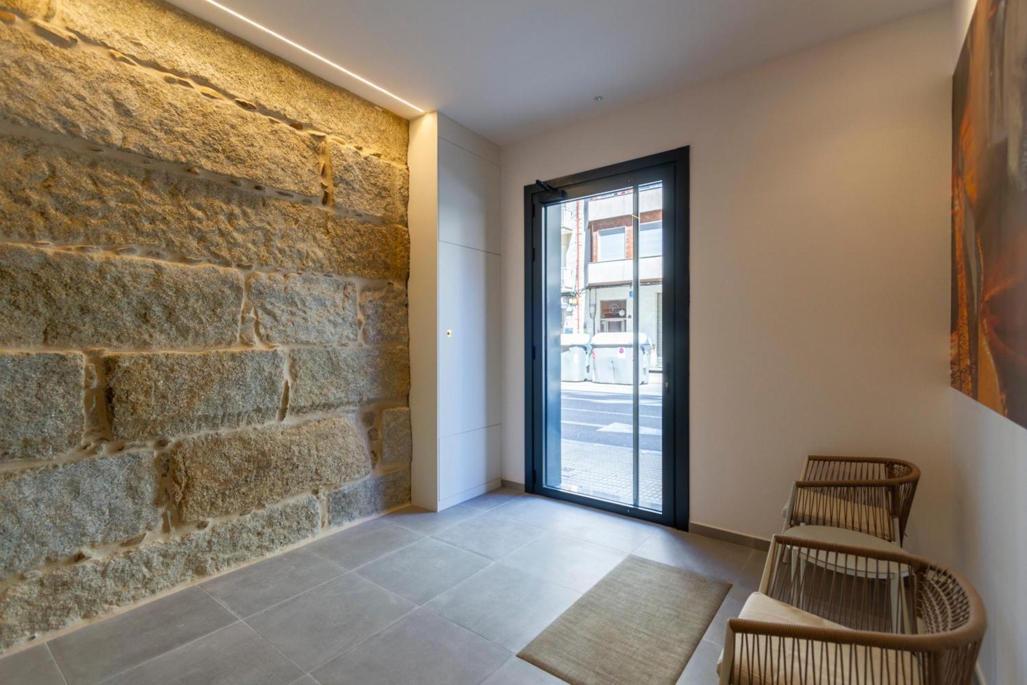 Urbanfive Apartamentos Ourense Centro Экстерьер фото