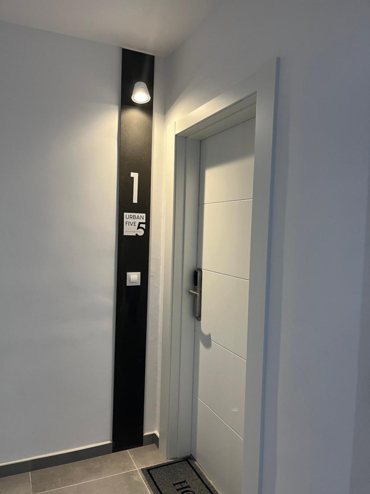 Urbanfive Apartamentos Ourense Centro Экстерьер фото